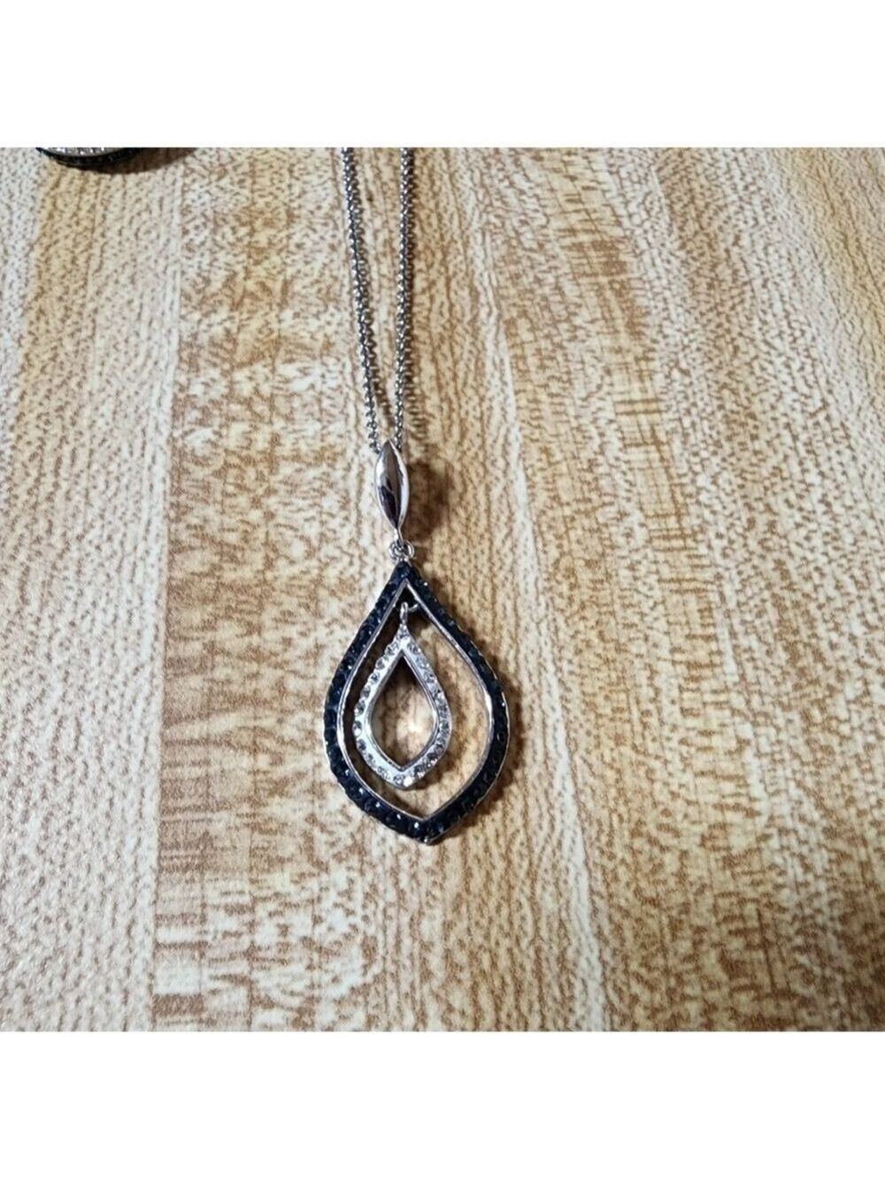 Jewelry Set - Picture 3 of 6